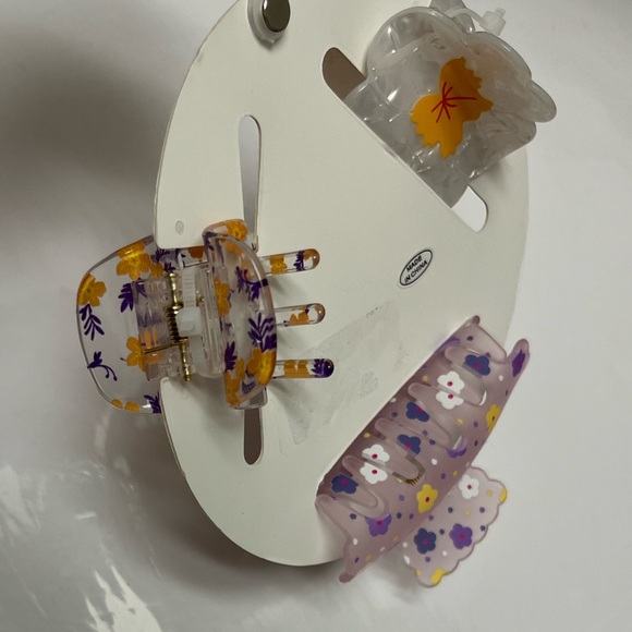 NWT 🌺🐰🌺 Spa Bunny Hair Claws Clips set of 3 - Picture 6 of 17